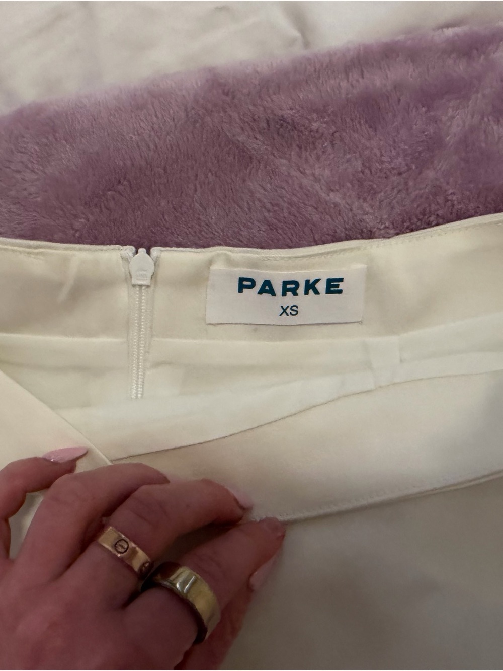 PARKE XS Cream Mini Skirt with Back Zipper